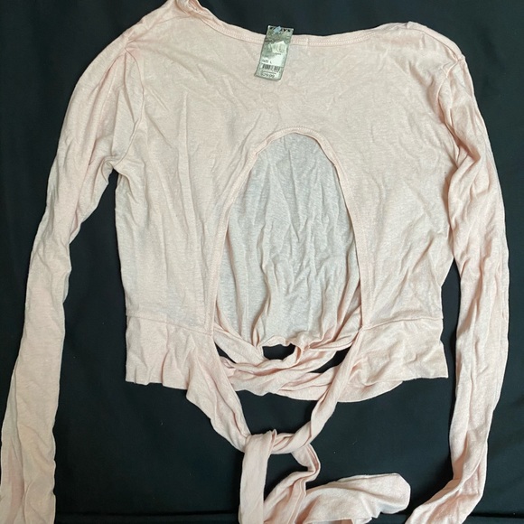 Long sleeve tie up - Picture 2 of 4